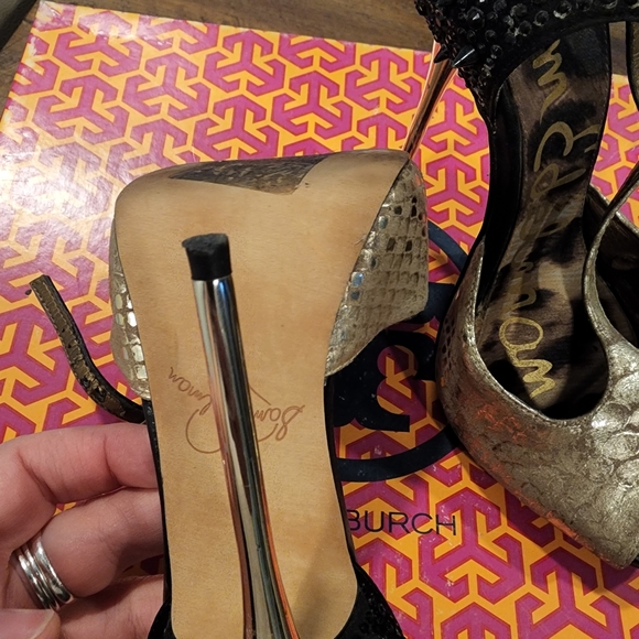 Sandals - Picture 4 of 4